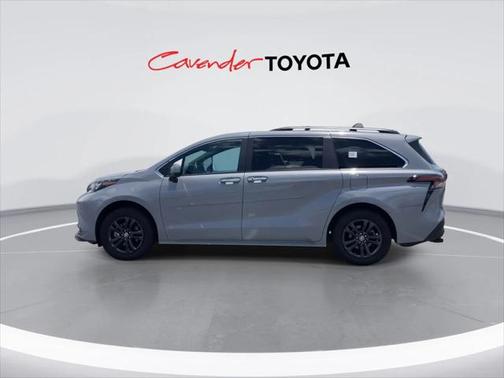 2024 Toyota Sienna Woodland Edition