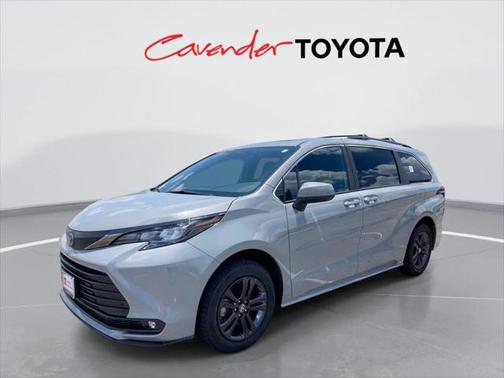 2024 Toyota Sienna Woodland Edition