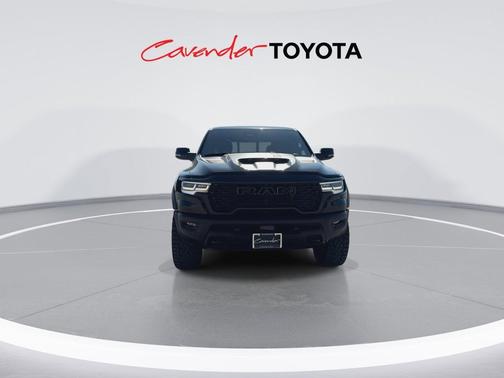 Diamond Black Crystal Pearlcoat 2026 RAM 1500 RHO Crew Cab 4x4 5'7' Box