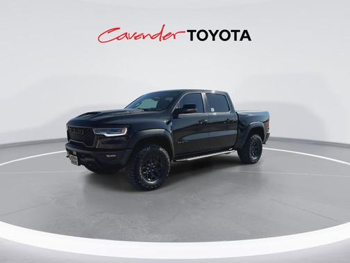 Diamond Black Crystal Pearlcoat 2026 RAM 1500 RHO Crew Cab 4x4 5'7' Box