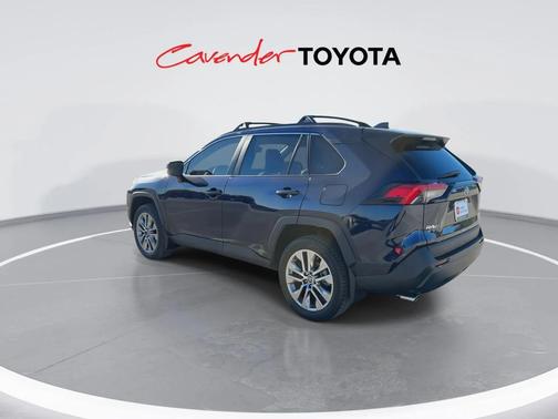 2022 Toyota RAV4 XLE Premium