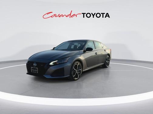 Gun 2026 Nissan Altima SR FWD