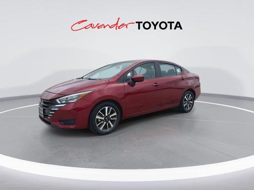 Scarlet Ember Tintcoat 2025 Nissan Versa 1.6 SV