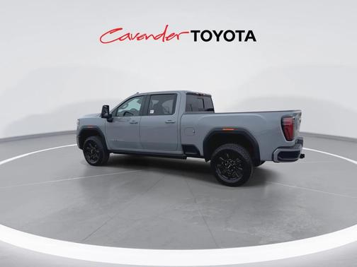 2025 GMC Sierra 2500 AT4