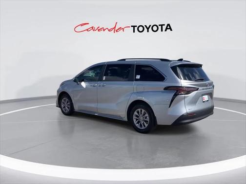 2025 Toyota Sienna XLE 7 Passenger