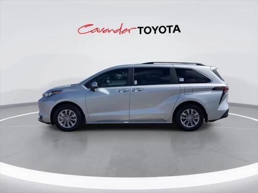 2025 Toyota Sienna XLE 7 Passenger