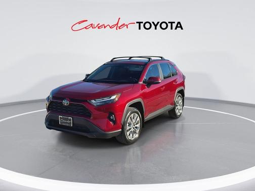 2025 Toyota RAV4 XLE Premium
