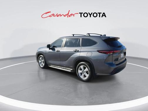 2024 Toyota Highlander Hybrid LE