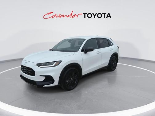 Platinum White Pearl 2026 Honda HR-V 2WD Sport