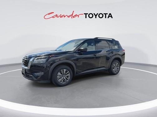 Super Black 2025 Nissan Pathfinder SV FWD