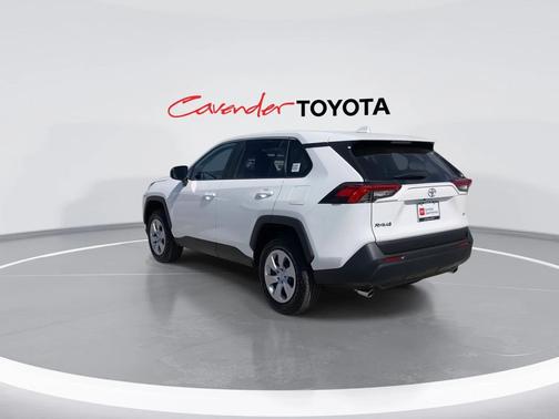 2025 Toyota RAV4 LE