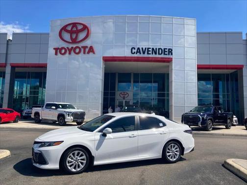 Ice Cap 2024 Toyota Camry LE