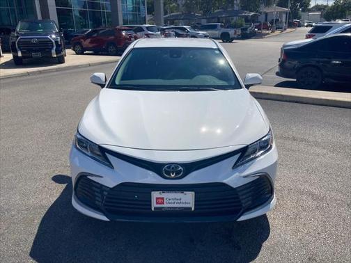 Ice Cap 2024 Toyota Camry LE