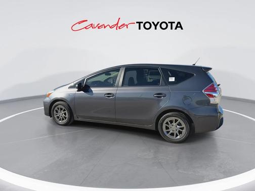 2017 Toyota Prius v Two