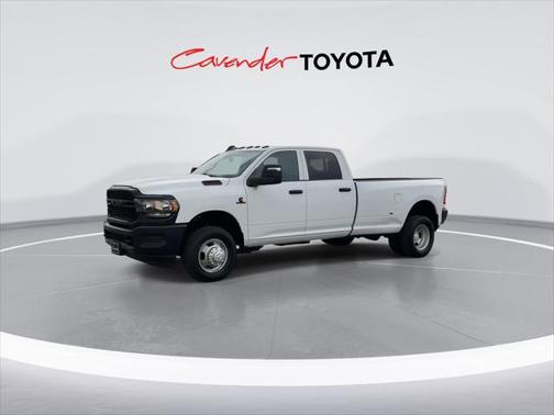 2023 RAM 3500 Tradesman Crew Cab 4x4 8' Box