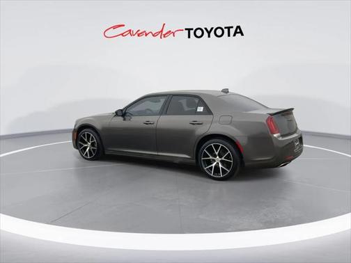 2021 Chrysler 300 Touring