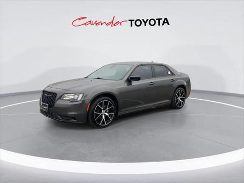 2021 Chrysler 300 Touring