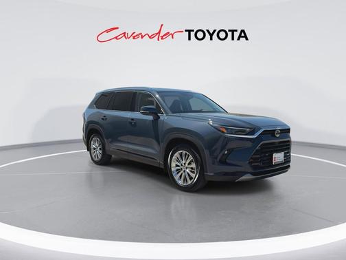 Storm Cloud 2026 Toyota Grand Highlander Platinum