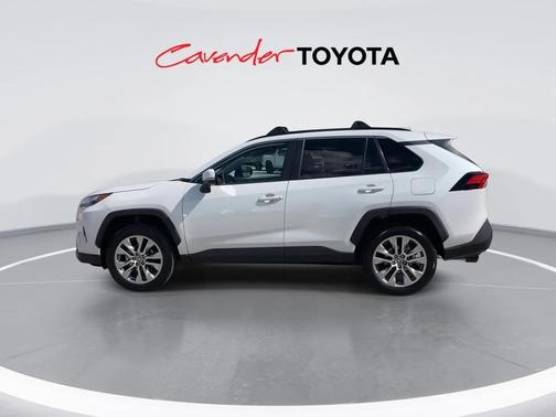 2025 Toyota RAV4 XLE Premium