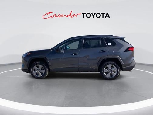 2025 Toyota RAV4 Hybrid SE