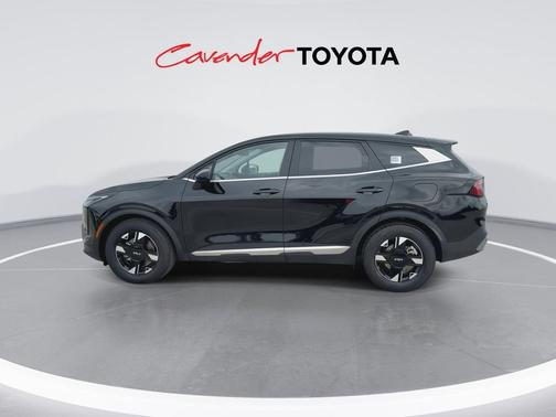 Ebony Black 2026 Kia Sportage LX