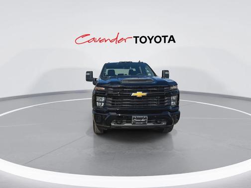 2025 Chevrolet Silverado 2500 Custom