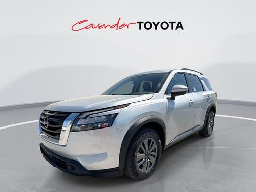 Brilliant Silver Metallic 2025 Nissan Pathfinder SV FWD