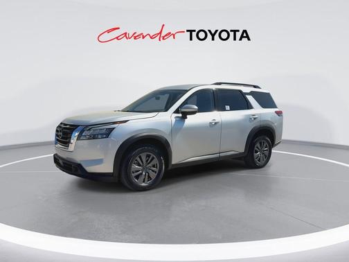 Brilliant Silver Metallic 2025 Nissan Pathfinder SV FWD