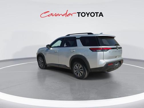 Brilliant Silver Metallic 2025 Nissan Pathfinder SV FWD