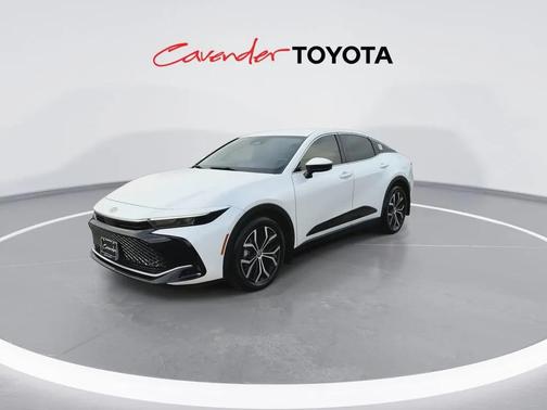 2023 Toyota Crown XLE