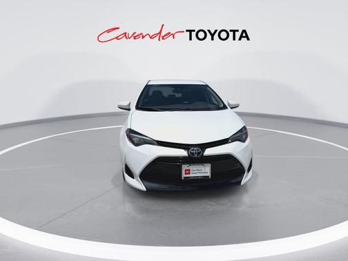 Super White 2017 Toyota Corolla LE