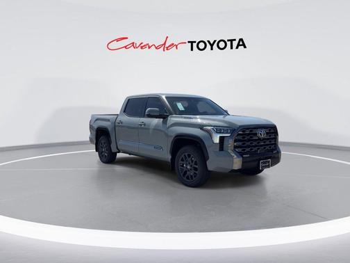 2025 Toyota Tundra Hybrid Platinum