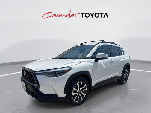 2024 Toyota Corolla Cross XLE