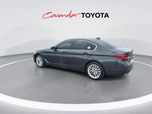 2023 BMW 530 i xDrive