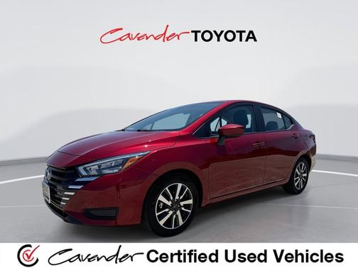 Scarlet Ember Tintcoat 2025 Nissan Versa 1.6 SV