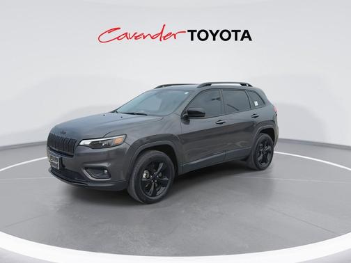 Granite Crystal Metallic Clearcoat 2023 Jeep Cherokee Altitude