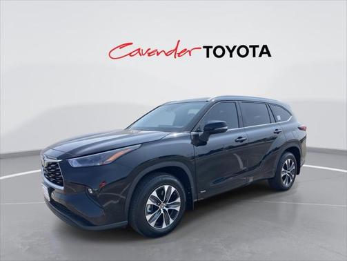2025 Toyota Highlander Hybrid XLE