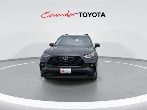 2024 Toyota Highlander Hybrid XLE