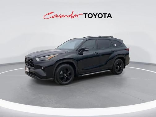 2024 Toyota Highlander Hybrid XLE
