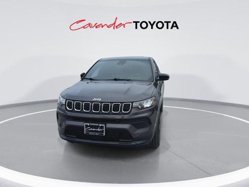 Granite Crystal Metallic Clearcoat 2023 Jeep Compass Sport