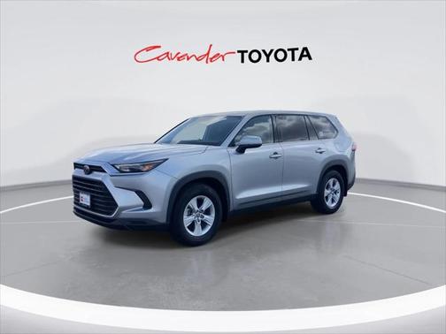 2025 Toyota Highlander LE