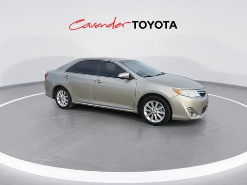 2014 Toyota Camry XLE