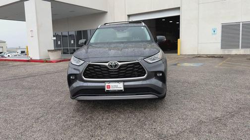 2025 Toyota Highlander Platinum