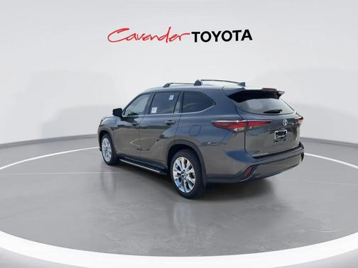2025 Toyota Highlander Limited