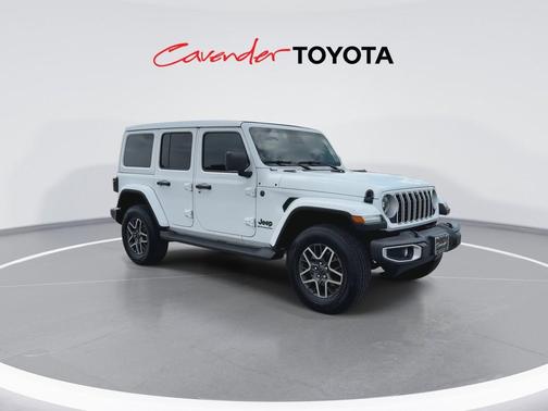 Bright White Clearcoat 2026 Jeep Wrangler 4-Door Sahara 4x4