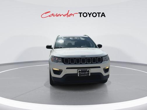 White Clearcoat 2018 Jeep Compass Sport
