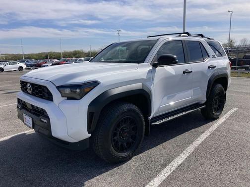 2025 Toyota 4Runner TRD Off Road