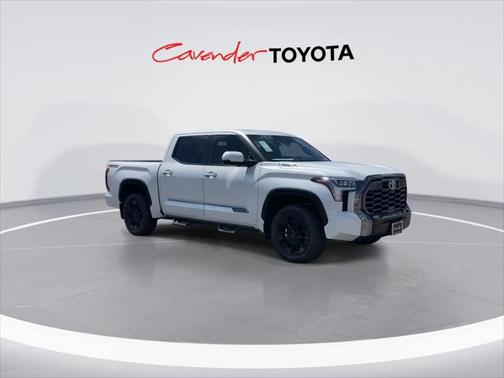 2025 Toyota Tundra Hybrid Platinum