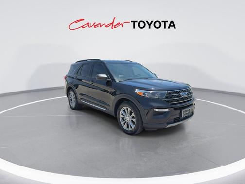 Agate Black Metallic 2023 Ford Explorer XLT
