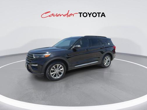 Agate Black Metallic 2023 Ford Explorer XLT